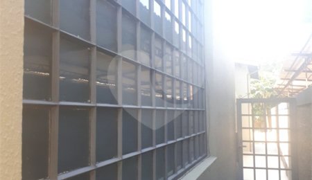 Casa à venda ou para alugar com 3 quartos, sendo 2 suítes, no Centro, Vinhedo, SP