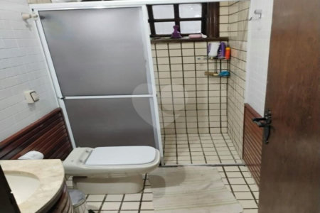 Casa à venda com 7 quartos, sendo 2 suítes,  em Brooklin Paulista, São Paulo, SP