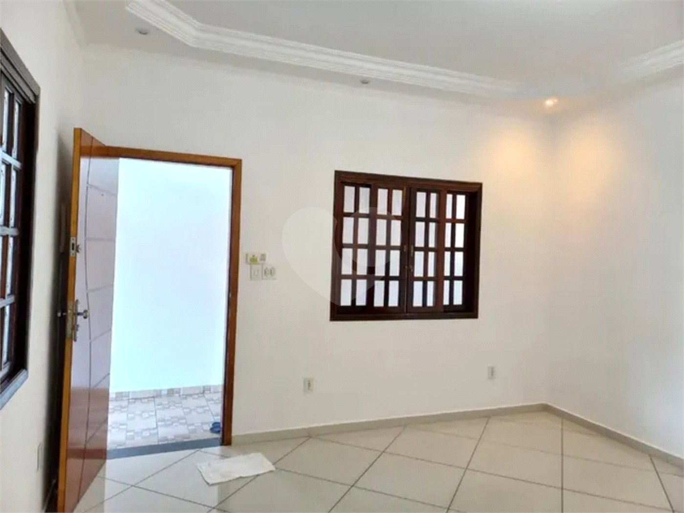 Casa à venda com 3 quartos, sendo 1 suíte,  em Residencial Bosque dos Ipês, São José dos Campos, SP