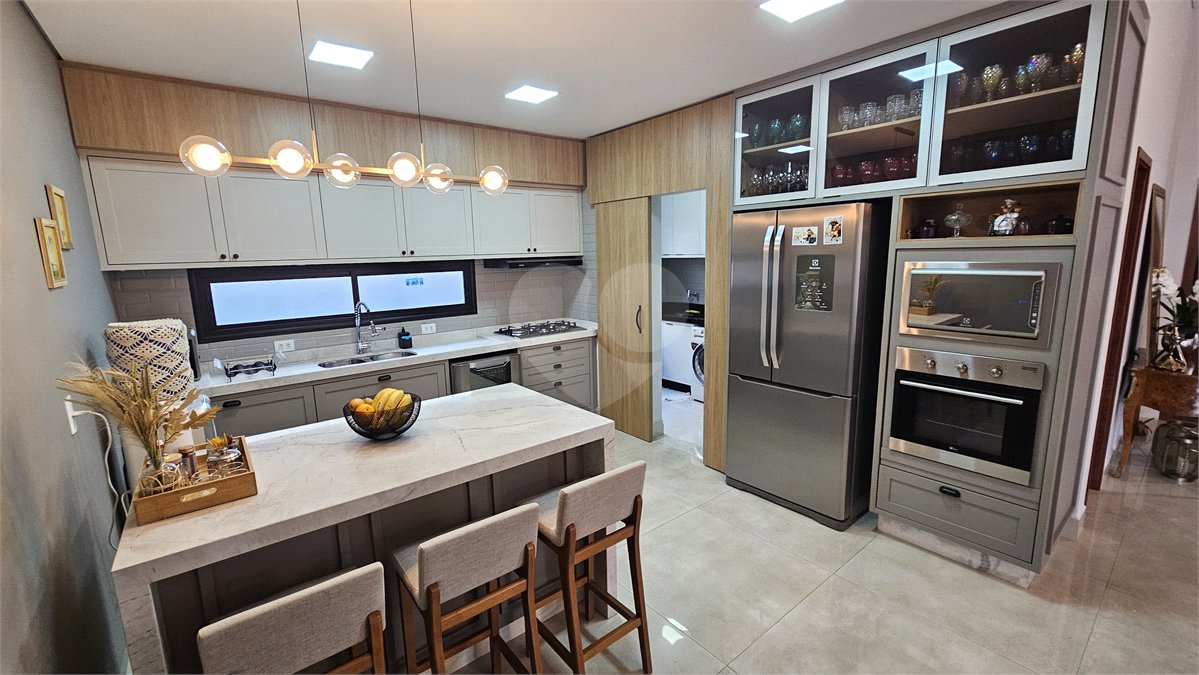 Casa à venda com 4 suítes no condomínio Residencial Helvetia Park, Indaiatuba - SP