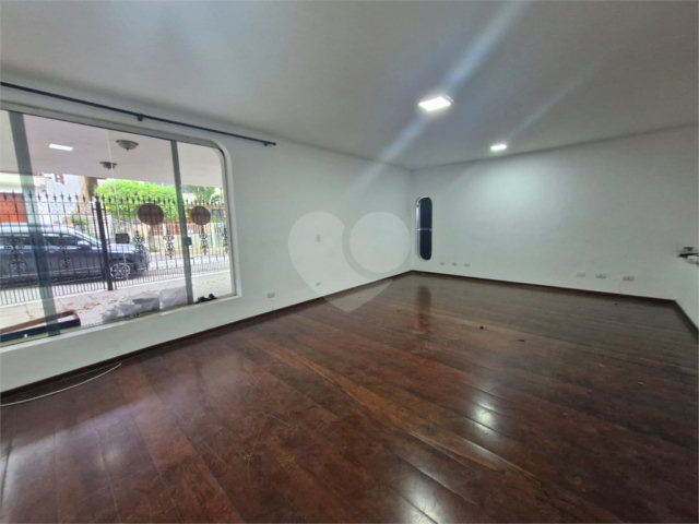 Casa à venda com 3 quartos, sendo 2 suítes,  em Jardim Franca, São Paulo, SP