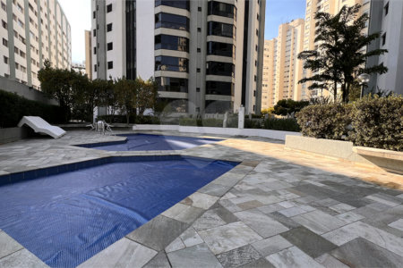 Apartamento à venda com 4 quartos, sendo 1 suíte, em Vila Mariana, São Paulo, SP