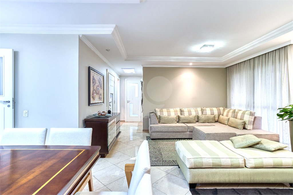 Apartamento à venda com 4 quartos, sendo 3 suítes, em Alto da Boa Vista, São Paulo, SP