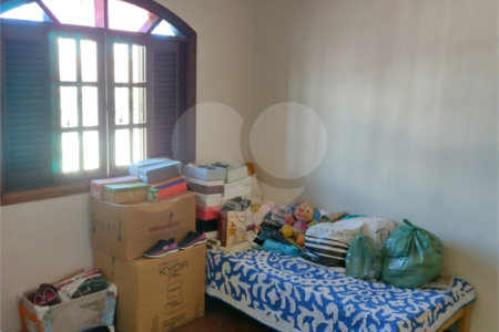 Sobrado à venda com 3 quartos, sendo 2 suítes, em Cidade Cruzeiro do Sul, Suzano, SP