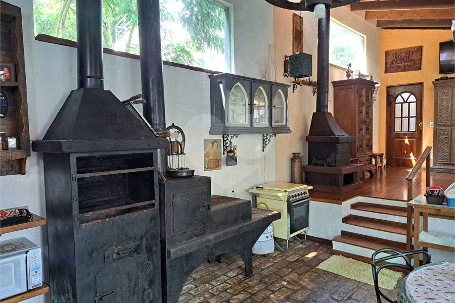 Casa à venda com 5 quartos no condomínio Parque Suiça, Caieiras - SP