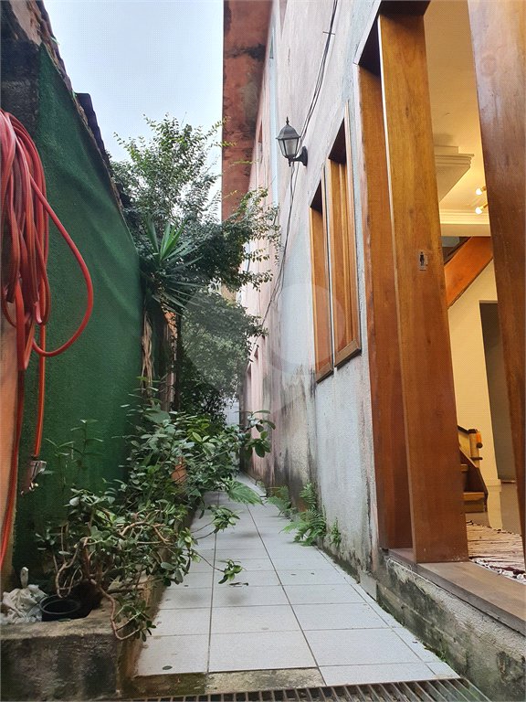 Sobrado à venda com 2 quartos, sendo 1 suíte, em Jardim Meliunas, São Paulo, SP