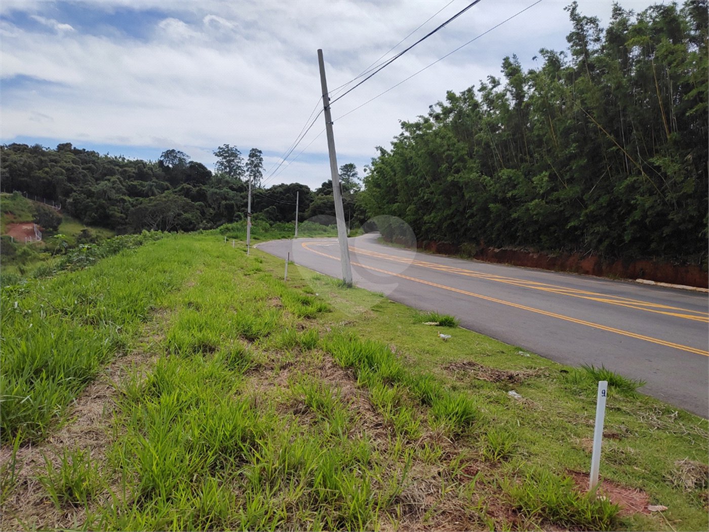 Terreno à venda no condomínio Elementum Atibaia, Atibaia - SP