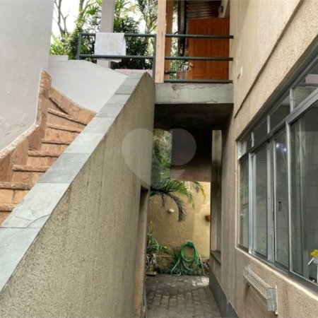 Sobrado à venda com 5 quartos, sendo 2 suítes, em Jardim São Bento, São Paulo, SP