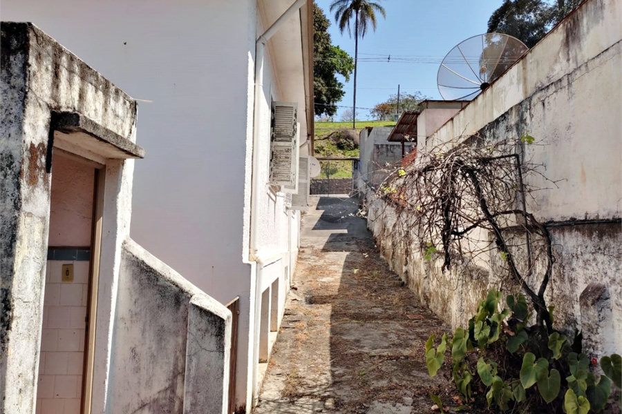 Casa Térrea à venda com 3 quartos em Horto, São Paulo, SP