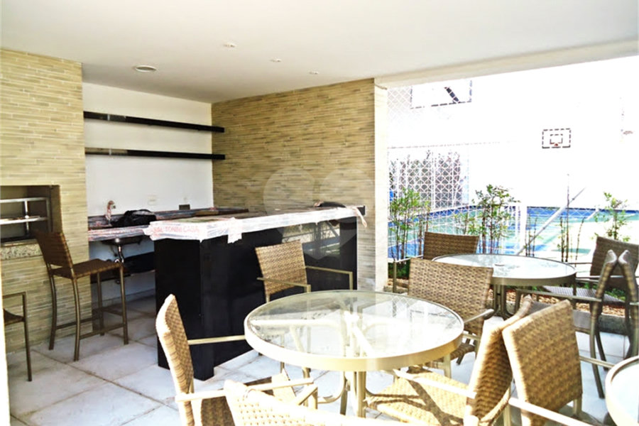 Apartamento à venda com 3 suítes em Santa Teresinha, São Paulo, SP
