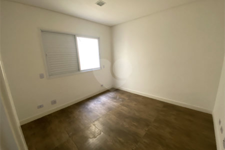 Apartamento à venda com 3 quartos, sendo 1 suíte, em Baeta Neves, São Bernardo do Campo, SP