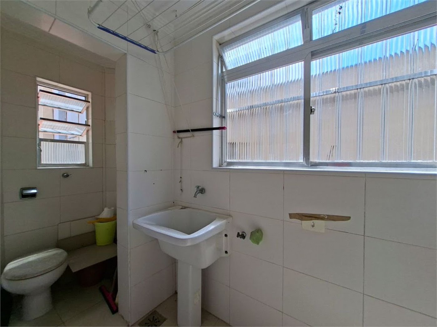 Apartamento Residencial à venda, Gonzaga, Santos - AP1410.