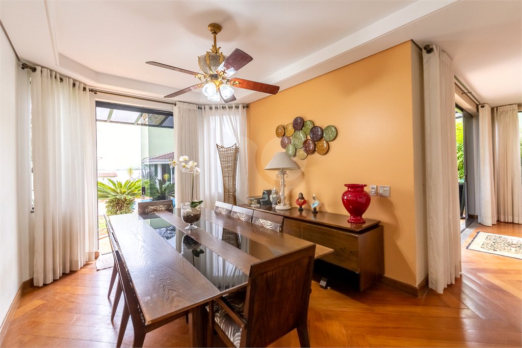 Casa à venda com 4 quartos, sendo 2 suítes, em Brooklin Paulista, São Paulo, SP