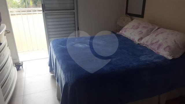 Sobrado à venda com 5 quartos, sendo 1 suíte, em Jardim Virginia Bianca, São Paulo, SP