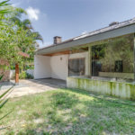 Casa à venda com 5 quartos, sendo 3 suítes, no condomínio Granja do Morumbi, São Paulo - SP