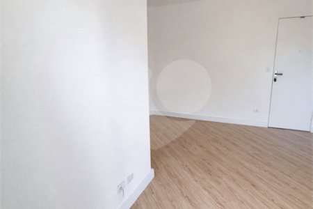 Apartamento à venda com 3 quartos em Jardim Caiapiá, Cotia, SP