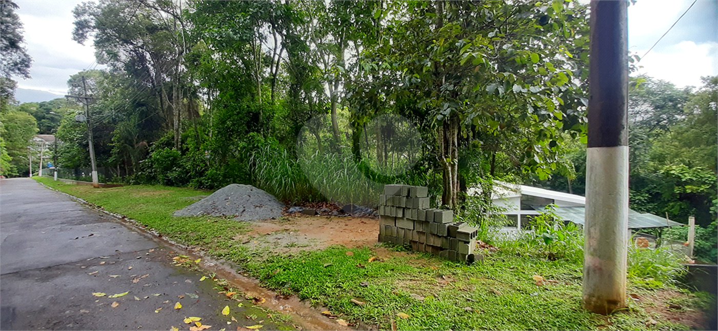 Terreno à venda no condomínio Associação Reserva das Hortênsias, Mairiporã - SP
