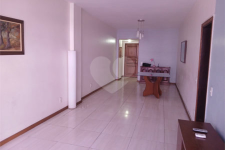 Apartamento à venda com 3 quartos, sendo 1 suíte,  em Tijuca, Rio de Janeiro, RJ