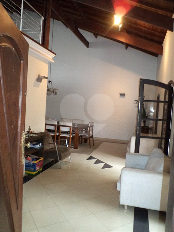 Sobrado à venda com 3 quartos, sendo 1 suíte,  em Jardim Franca, São Paulo, SP