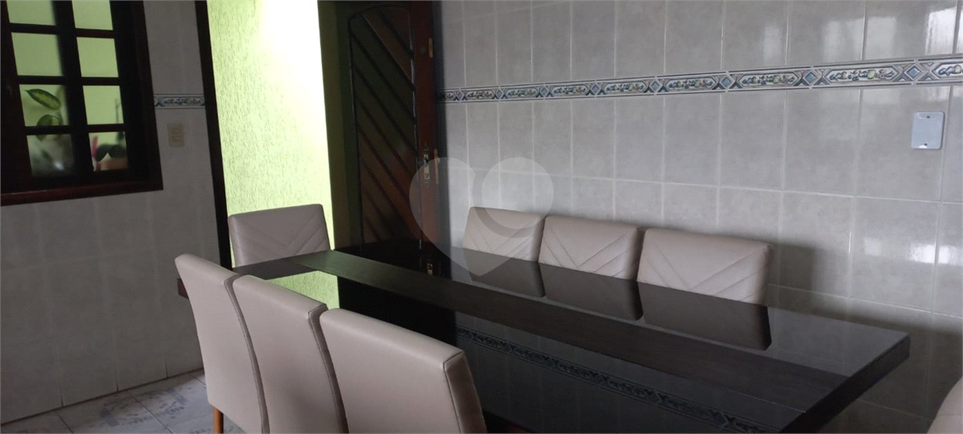 Sobrado à venda com 3 quartos, sendo 1 suíte, em Vila Ema, São Paulo, SP