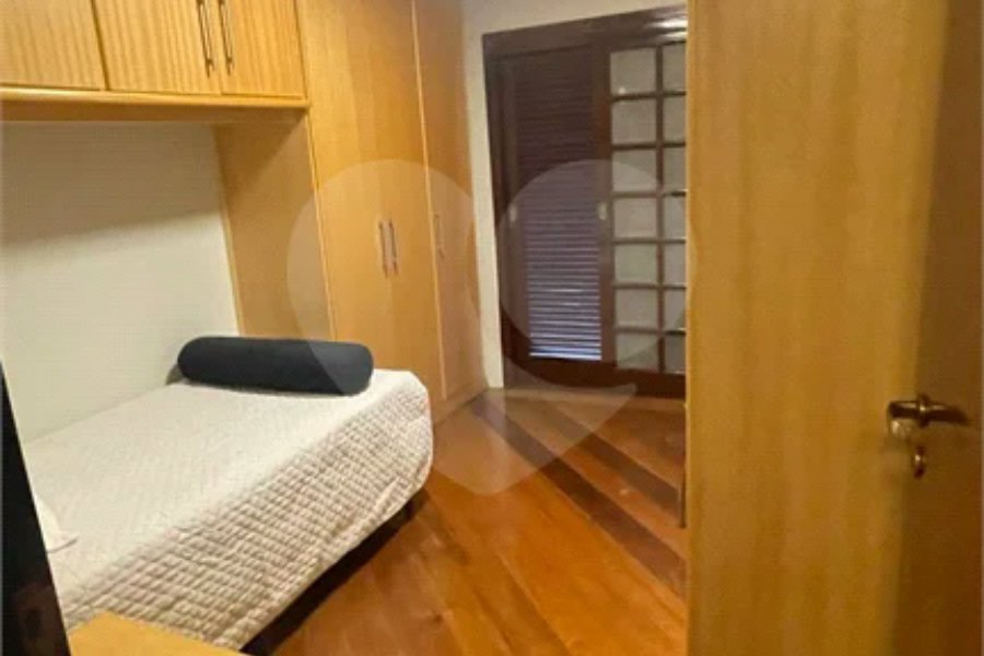 Sobrado à venda com 4 quartos, sendo 2 suítes, em Mandaqui, São Paulo, SP