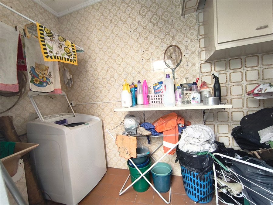 Sobrado à venda com 8 quartos, sendo 2 suítes, em Parada Inglesa, São Paulo, SP