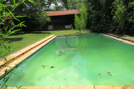 Casa à venda com 4 suítes em Jardim Guedala, São Paulo, SP