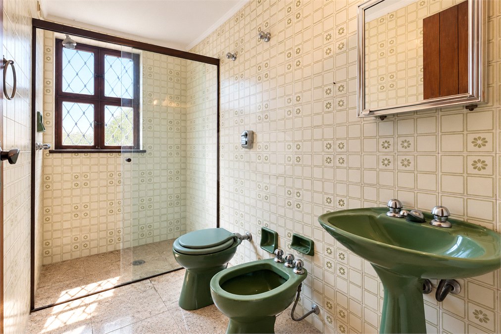 Casa Térrea à venda com 4 quartos, sendo 2 suítes, em Alto da Boa Vista, São Paulo, SP