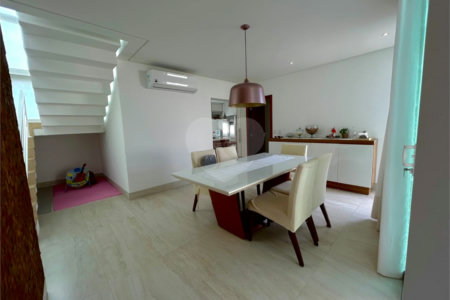 Casa à venda com 5 quartos, sendo 1 suíte, em Orla Norte, Porto Seguro, BA