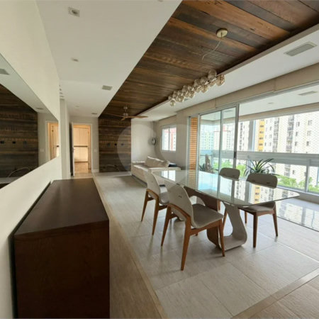 Apartamento à venda com 3 suítes em Vila Mariana, São Paulo, SP