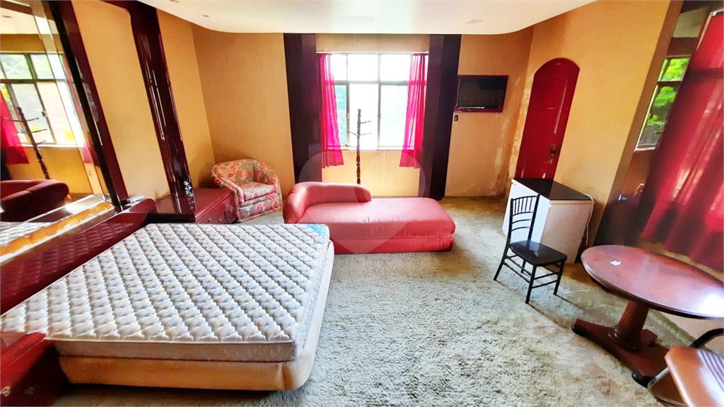 Casa à venda com 11 quartos, sendo 6 suítes, em Taquara, Rio de Janeiro, RJ