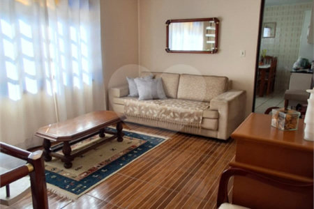 Casa à venda com 3 quartos em Jaraguá, São Paulo, SP
