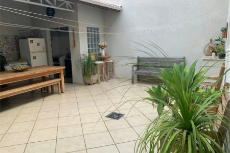 Sobrado à venda com 3 quartos, sendo 1 suíte, em Residencial Novo Horizonte I, Mogi das Cruzes, SP