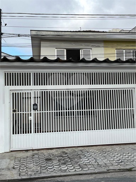 Sobrado à venda com 4 quartos, sendo 1 suíte, em Jardim Japão, São Paulo, SP
