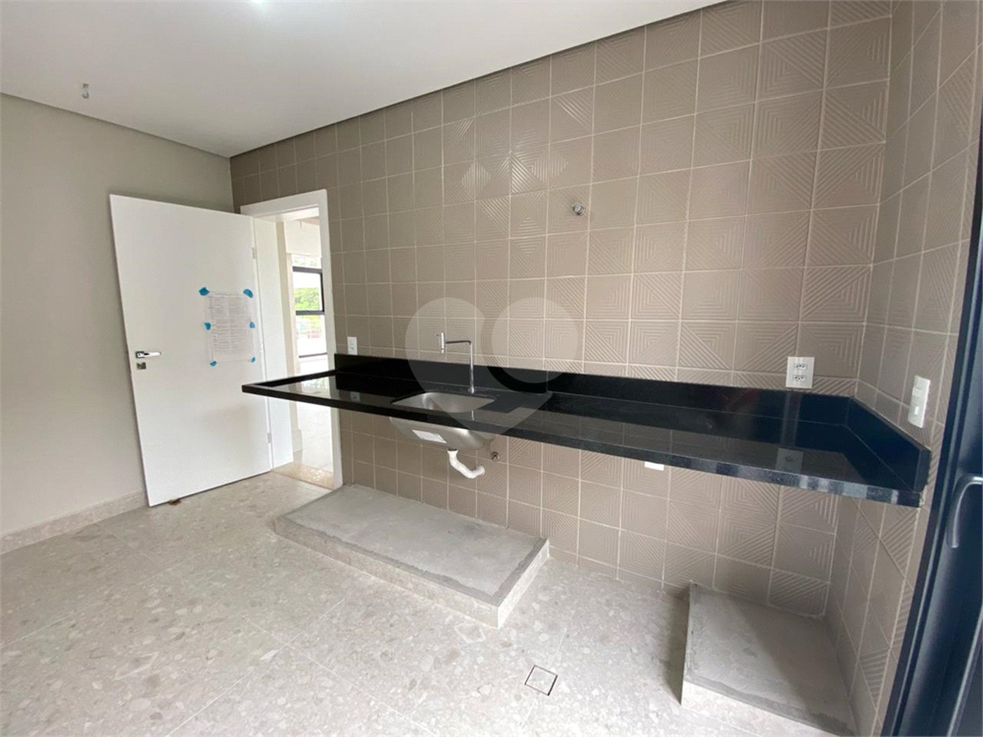 Casa à venda com 4 suítes em Residencial Jatibela, Campinas, SP