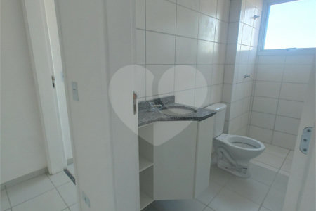 Apartamento para alugar com 3 quartos, sendo 1 suíte,  em Jardim das Palmeiras, Atibaia, SP