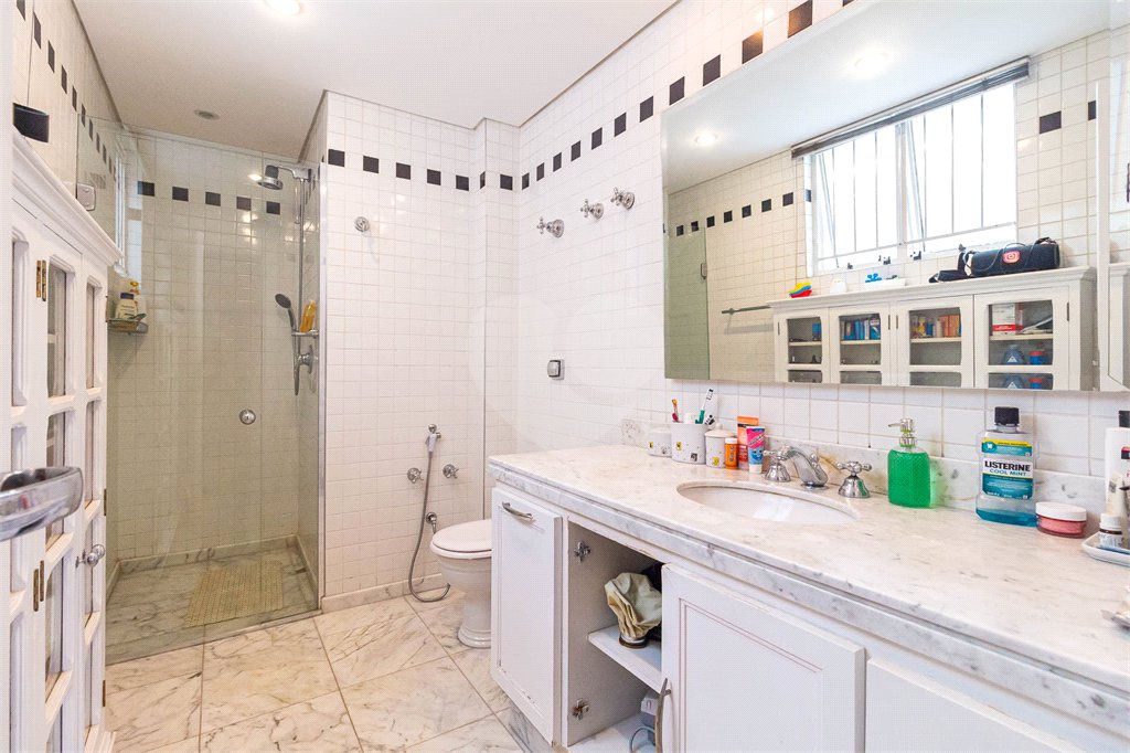 Cobertura à venda com 3 quartos, sendo 2 suítes,  em Pinheiros, São Paulo, SP