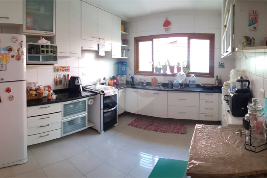 Casa à venda com 3 suítes em Santana, São Paulo, SP