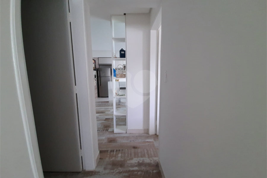 Apartamento à venda com 2 quartos, sendo 1 suíte,  no Centro, Mongaguá, SP