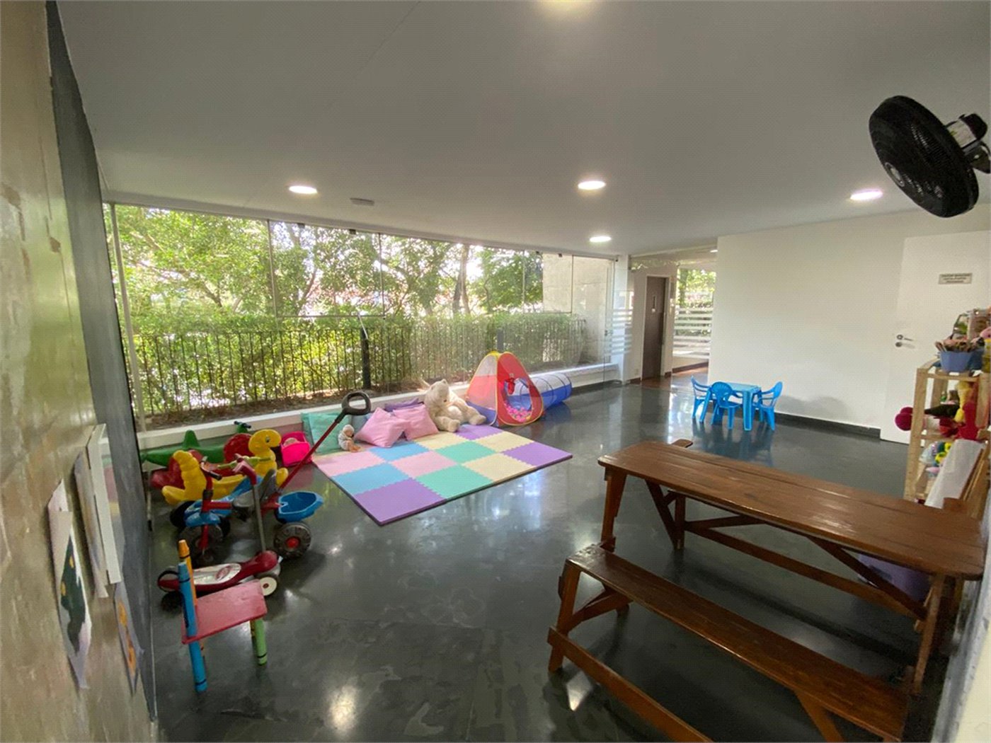 Apartamento à venda com 3 quartos, sendo 1 suíte, em Morumbi, São Paulo, SP