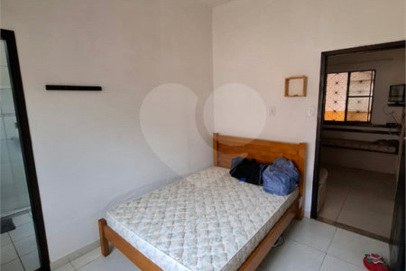 Casa Térrea à venda com 4 quartos, sendo 1 suíte, em Campo Grande, Rio de Janeiro, RJ
