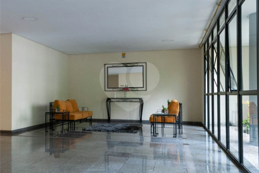 Apartamento à venda com 3 quartos, sendo 1 suíte,  em Morumbi, São Paulo, SP