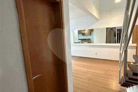 Duplex à venda com 2 quartos em Moema, São Paulo, SP