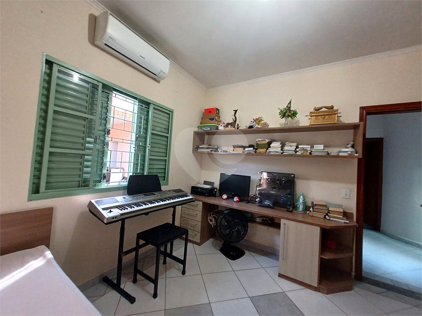 Casa à venda com 3 quartos, sendo 1 suíte, em Jardim Brasilândia, Sorocaba, SP
