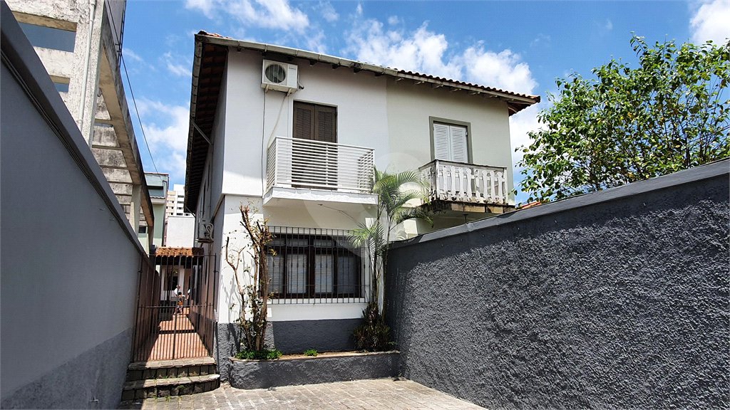 Sobrado à venda com 3 quartos, sendo 1 suíte, em Chácara Santo Antônio (zona Sul), São Paulo, SP