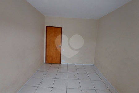 Sobrado à venda com 4 quartos, sendo 1 suíte,  em Vila Guarani (z Sul), São Paulo, SP