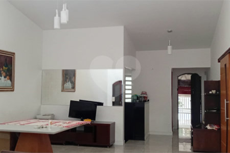 Casa à venda com 4 quartos, sendo 2 suítes,  em Vila Sônia, São Paulo, SP