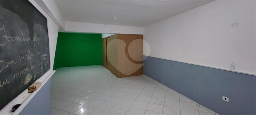 Casa à venda com 3 quartos, sendo 1 suíte, no condomínio Residencial Gabriela, São Paulo - SP