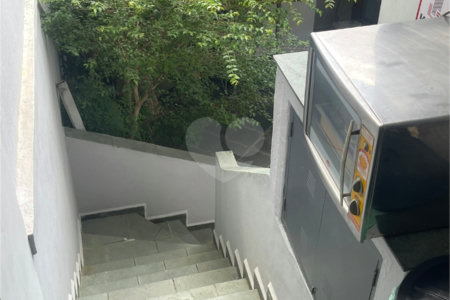 Sobrado à venda com 3 quartos em Vila Nova Alba, São Paulo, SP