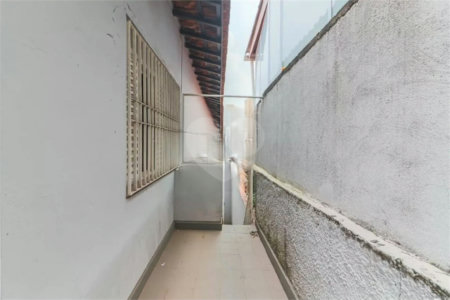 Sobrado à venda com 3 quartos, sendo 1 suíte, em Jardim Centenário, São Paulo, SP
